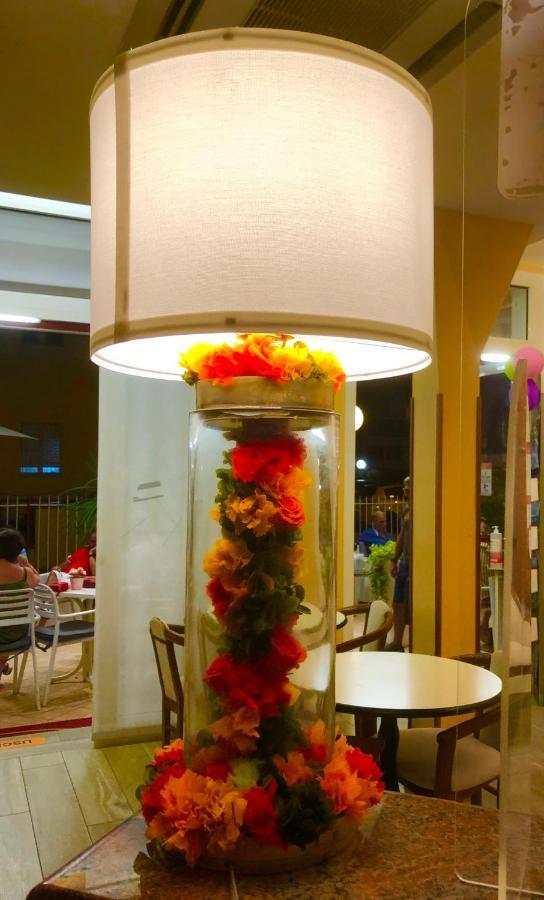Hotel Alessi** Rimini Extérieur photo