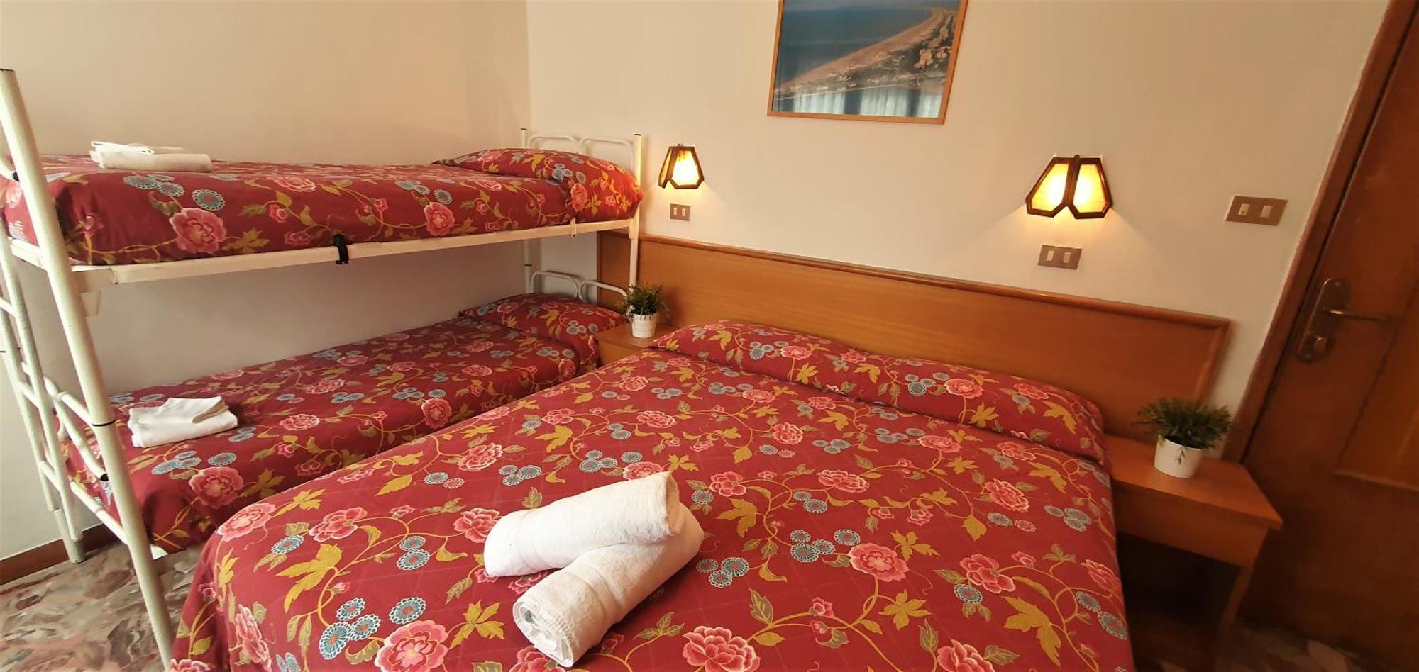Hotel Alessi** Rimini Extérieur photo